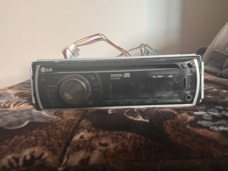 Radio samochodowe LG