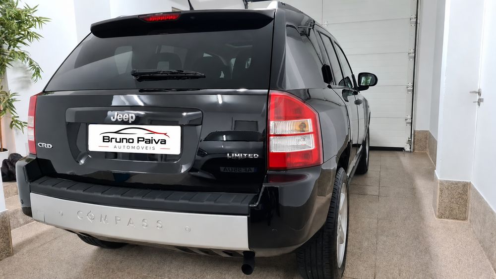 Jeep Compass 2.0 CRD 140CVS. 196000KMS  super estimado.