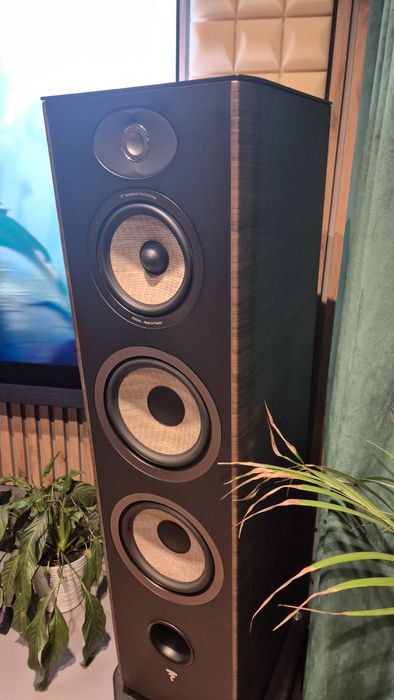 Focal Aria 948 super stan