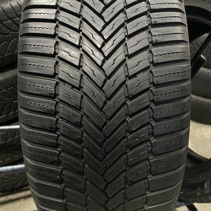 Шини 225/45/17 - 2шт Бріджестон  а 005
