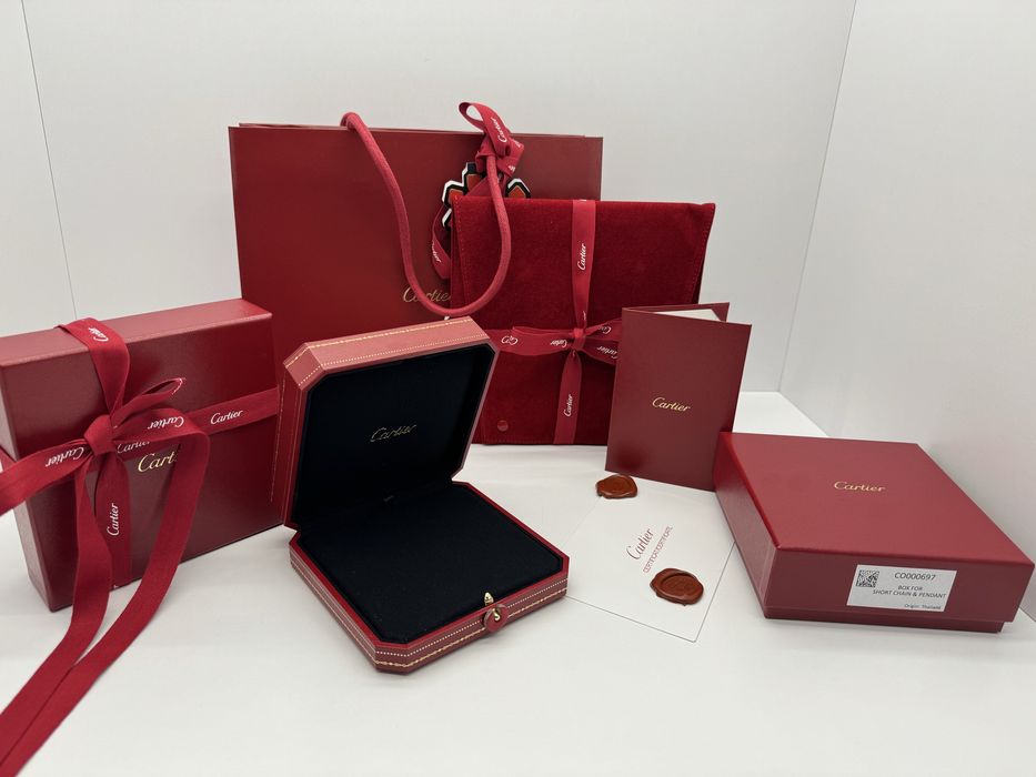 Оригінальний клмплект під підвіс Cartier Картьє.