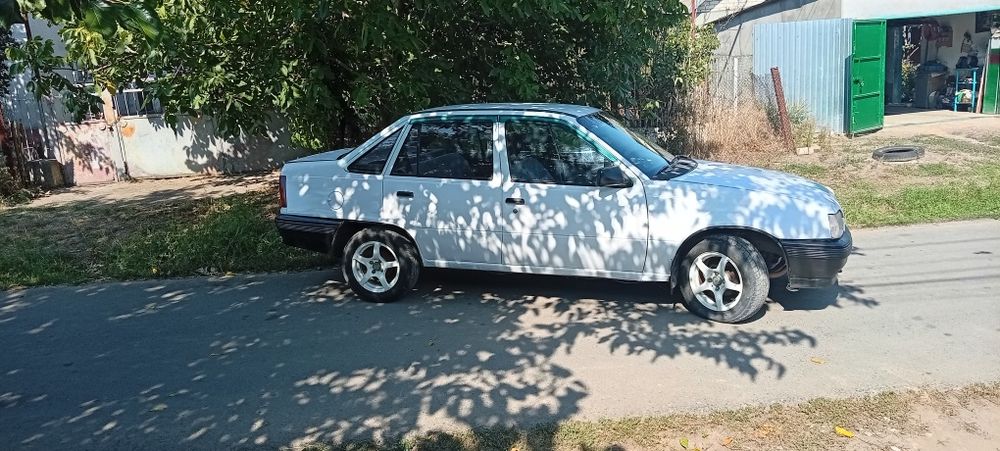продам опель кадет