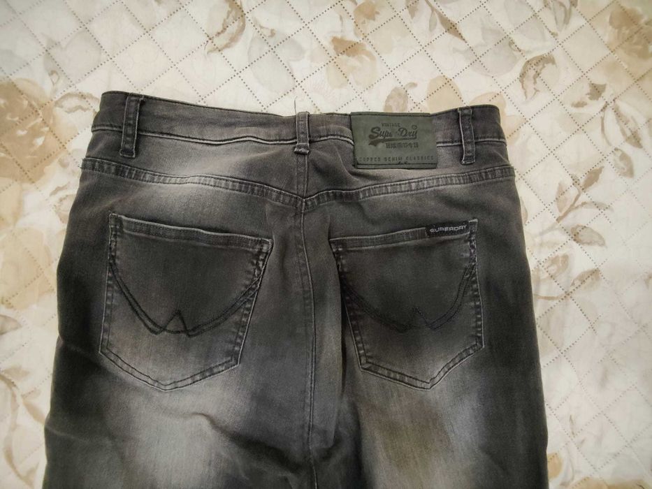 Calças de ganga Superdry  tam. 32 em excelente estado