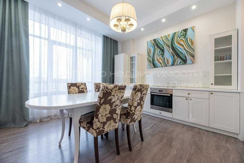 Оренда 3к квартири 120м2 з Паркінгом Новопечерські Липки - Верхогляда