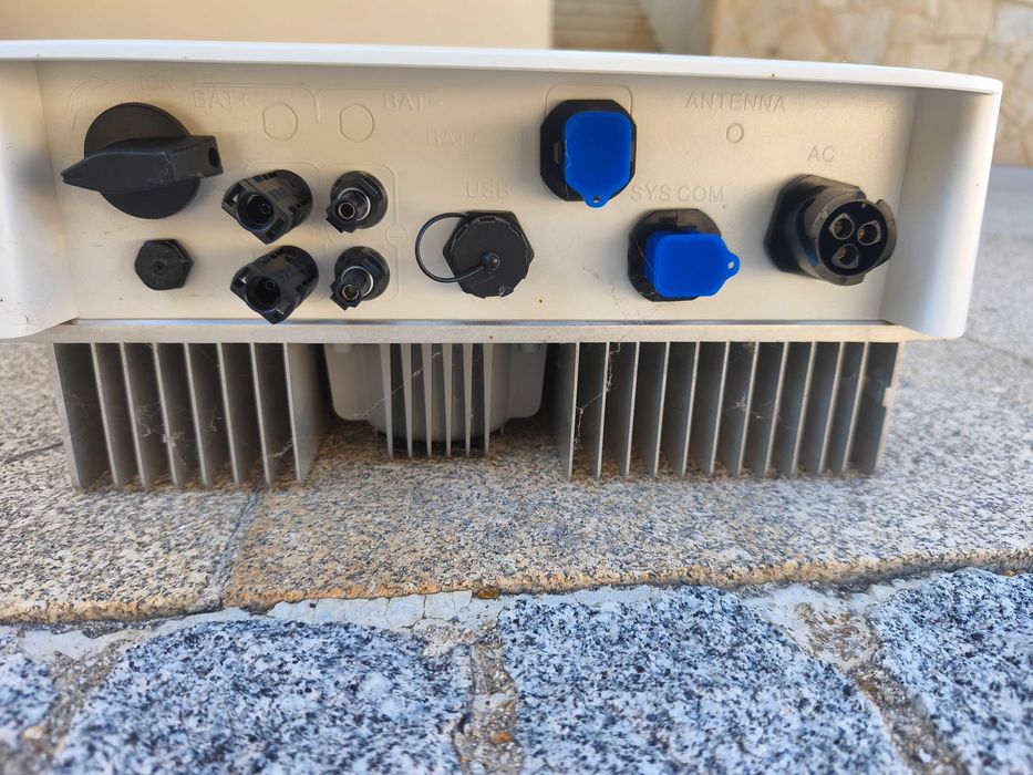 Inversor híbrido Growatt MIN 2500TL-XH