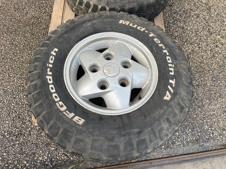 Jantes Land Rover Cyclone + Pneus BF Goodrich Mud Terrain 235X85X16