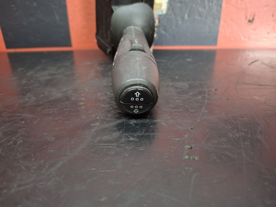 Conjunto / manetes de luzes e limpa vidros FIAT Talento Chassis (296_)