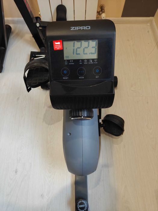 Магнітний горизонтальний велотренажер Zipro Vision