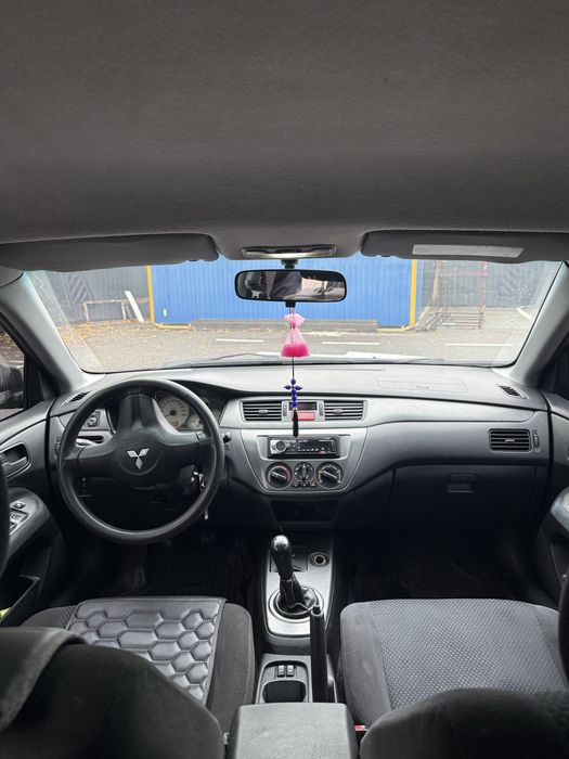 Mitsubishi Lancer 9