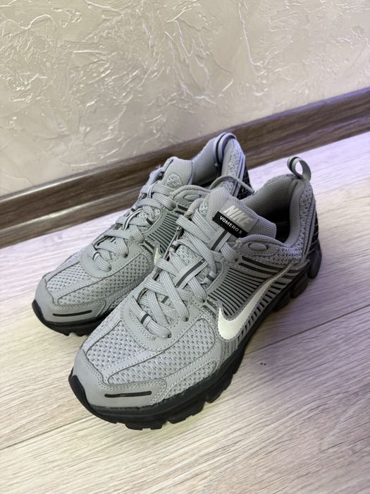 Nike Zoom Vomero 5