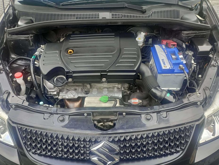 Suzuki  SX-4 lift 1.6 Benz 120 ps 4*4 bardzo ładny kamera navi z  Niemiec