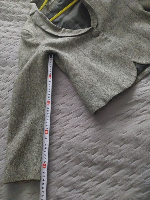 Żakiet rozm.M 30% wełna
