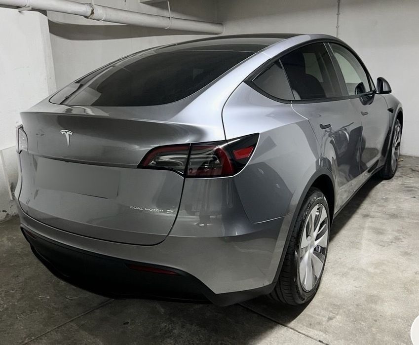 Tesla Model Y Long Range Tração Integral