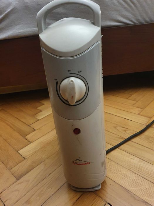 Grzejnik olejowy 1000W termostat