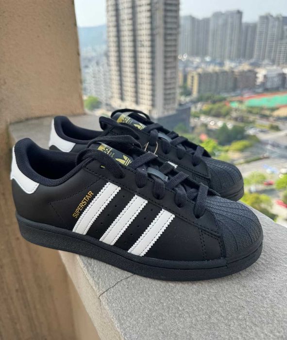 Buty Adidas Superstar Foundation r.40