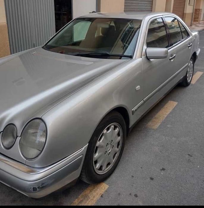 Mercedes Benz E300 turbo diesel