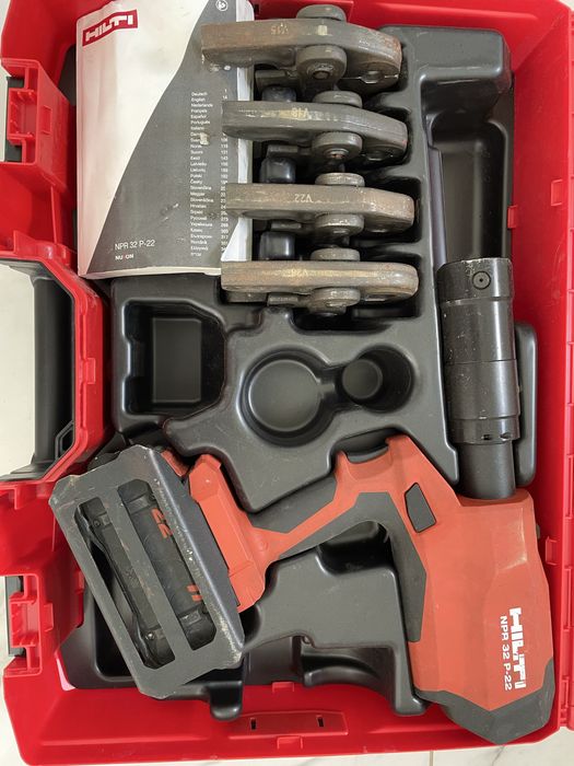 HILTI Nuron zaciskarka NPR 32 P-22 , cęgi V15 V18 V22 V28, akum.  8.0Ah, walizka.