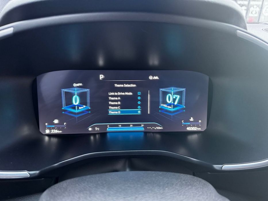 Продам авто Hyundai Santa Fe 2022 року