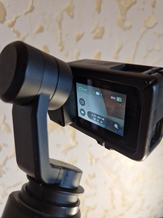 GoPro Hero 7 Black + GoPro Karma Grip