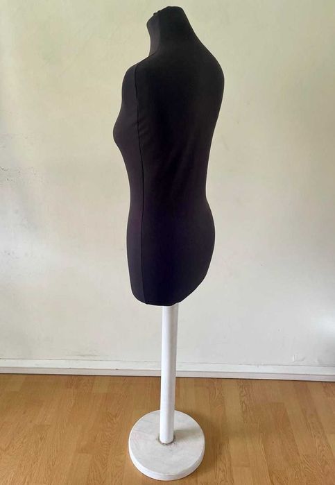 Busto de Costura Tamanho 36 com Base