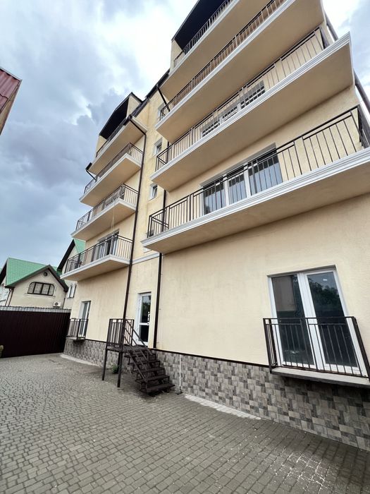 В Продажу 3 к к в Клубному Домі  в Новобудові