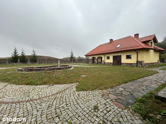Posiadłość na Mazurach, OD SYNDYKA