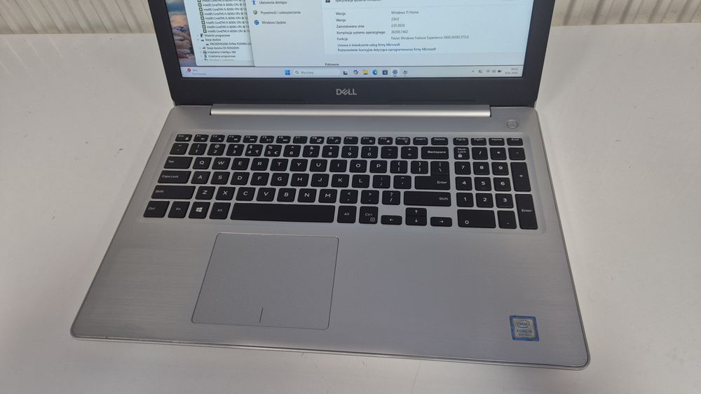 Dell Inspiron 5570 15,6FHD/i5-8250u/16GB/R530/256SSD/WIN11
