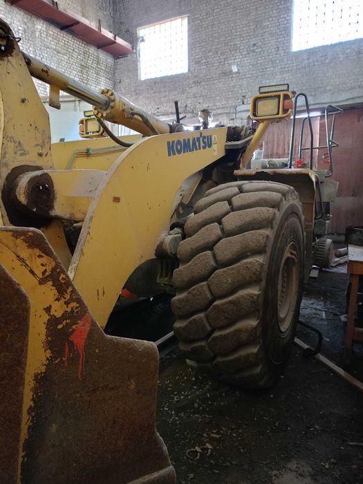 Фронтальний навантажувач Komatsu WA500-6 2008  р.в.  Під відновлення.
