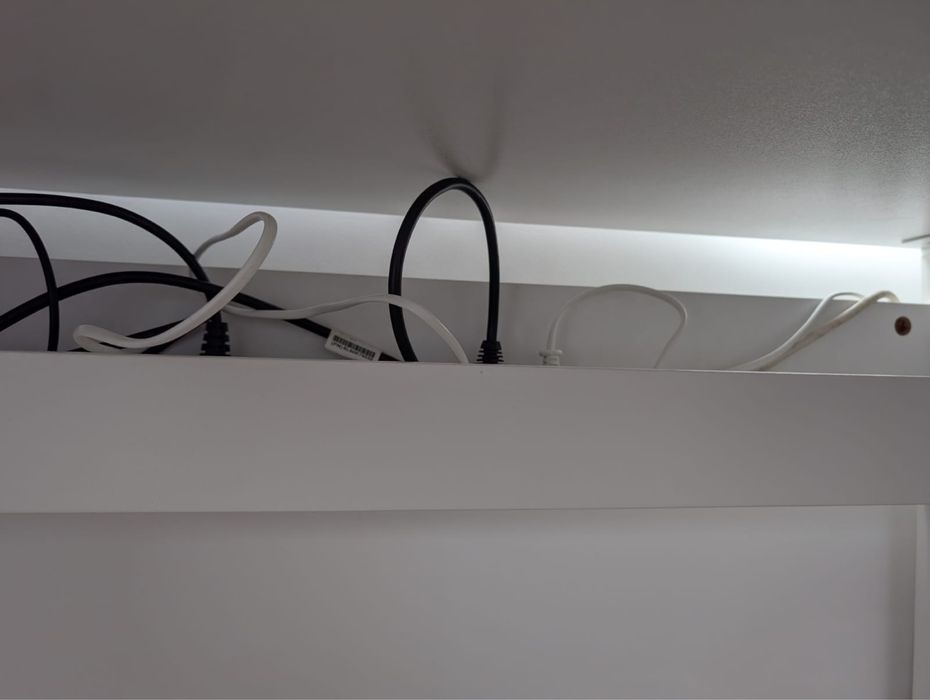 Secretária MALM da IKEA branca
