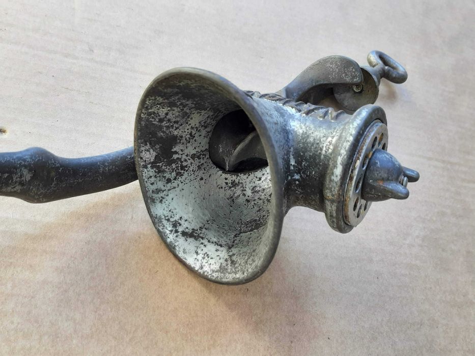 Moinho de carne manual