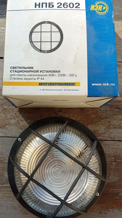Світильник ІЕК НПБ 2602 IP44 для A60/E27 40Вт