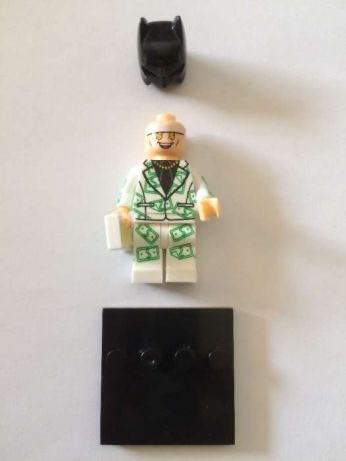 5 Minifigures Batman