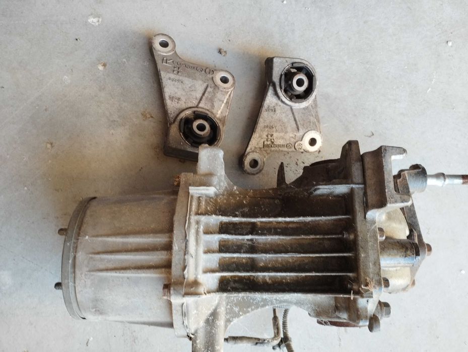 Dyfer most tył Mazda CX9 4x4  2.5