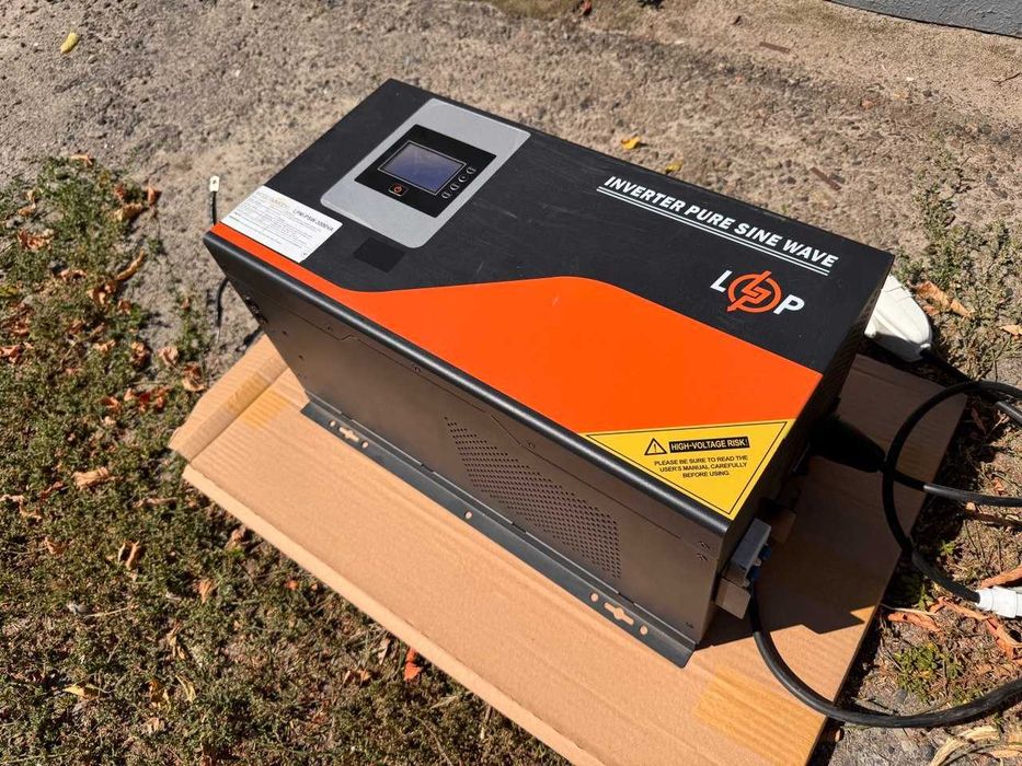 Інвертор ДБЖ LogicPower LPM-PSW-3000VA (2000Вт)