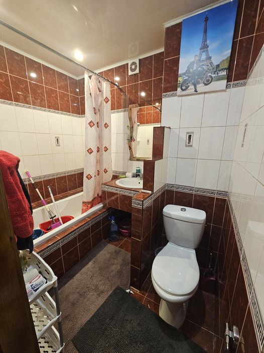 Продаж квартири  Чернівці