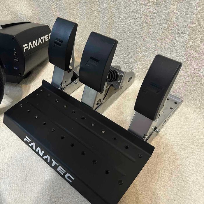 Игровой Комплект Fanatec CSL Elite 6NM + Fanatec CSL Pedals Load Cell