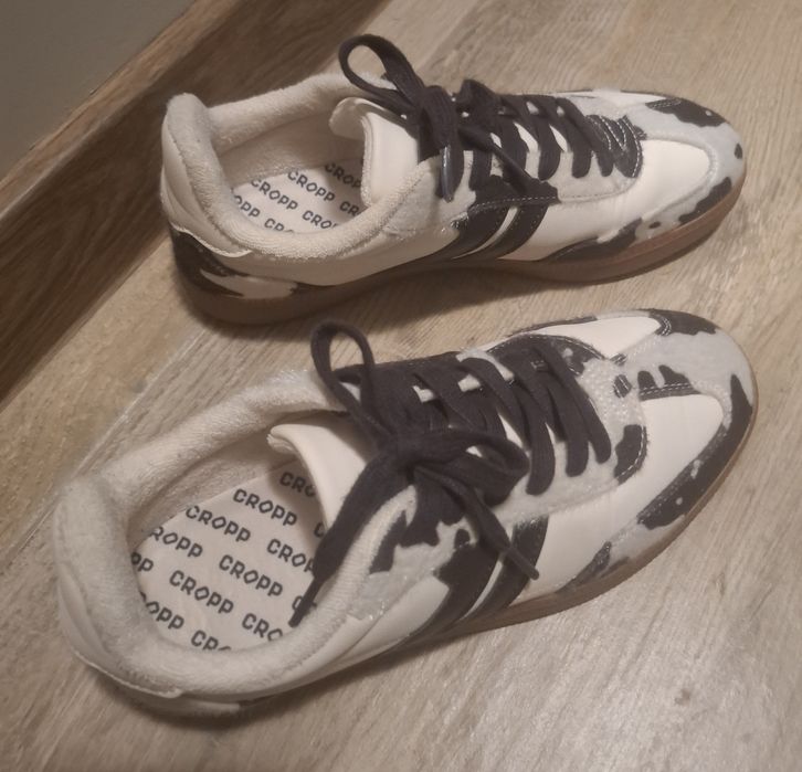 Sneakersy trampki cropp