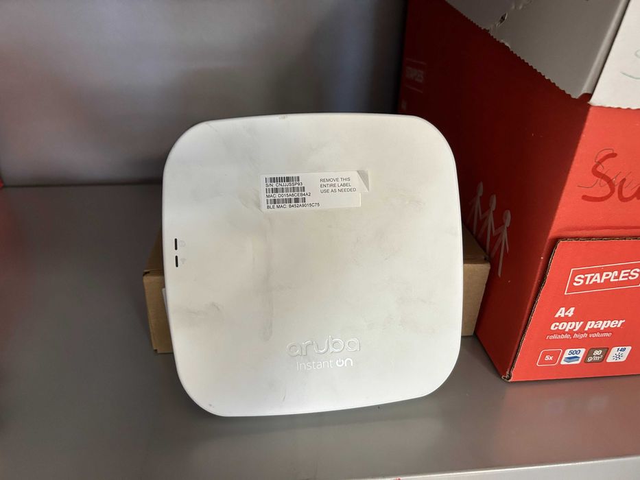 HPE Aruba Instant On AP11 Access Point (RW)64585703476481120