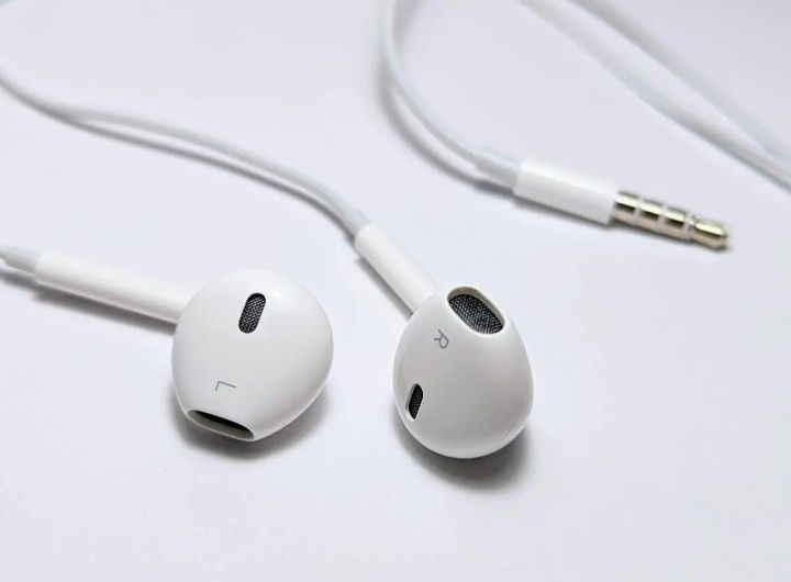Наушники Apple Earpods 3.5мм (Новые) 

Модель: A