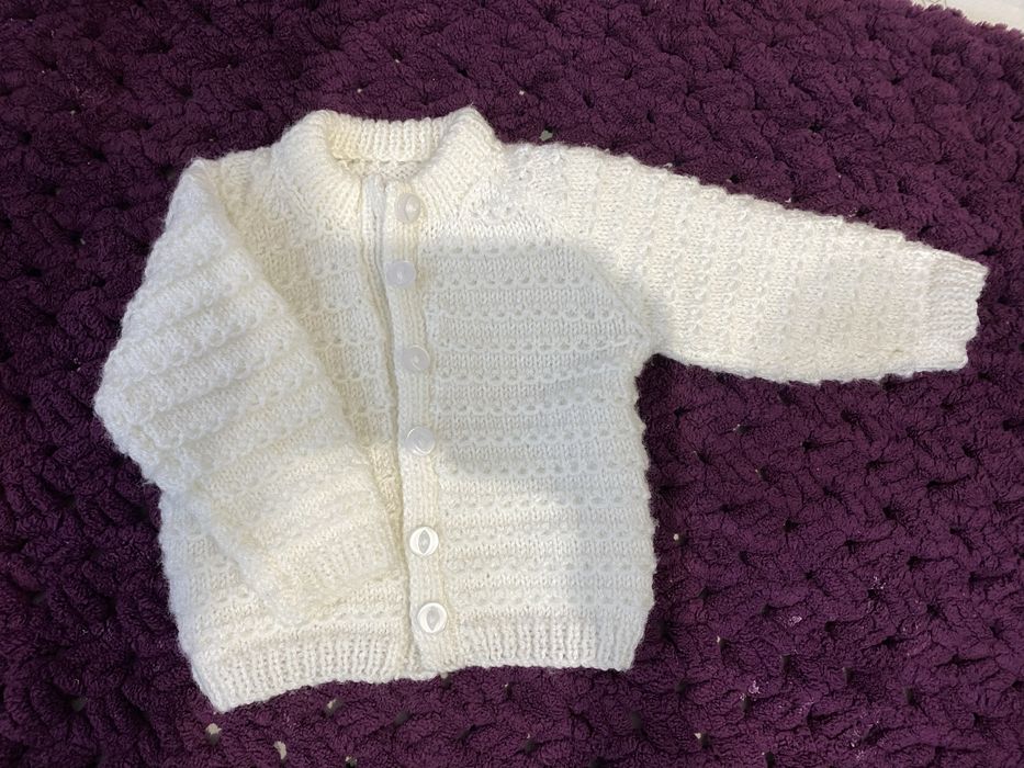 Нарядна Кофта кофточка вязана на хрещення