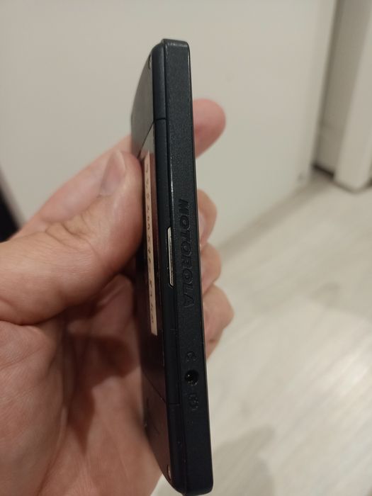 Telemóvel Motorola F3