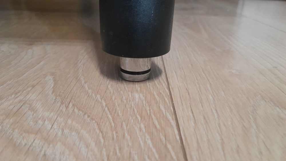 Antywibracyjny stolik audio Ostoja T4