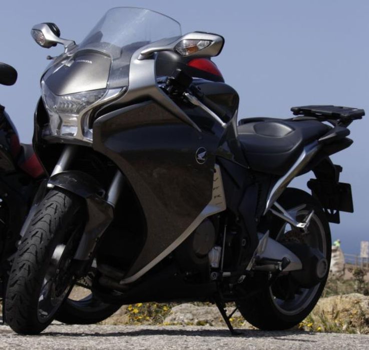 Honda VFR1200F 19.900 KMS