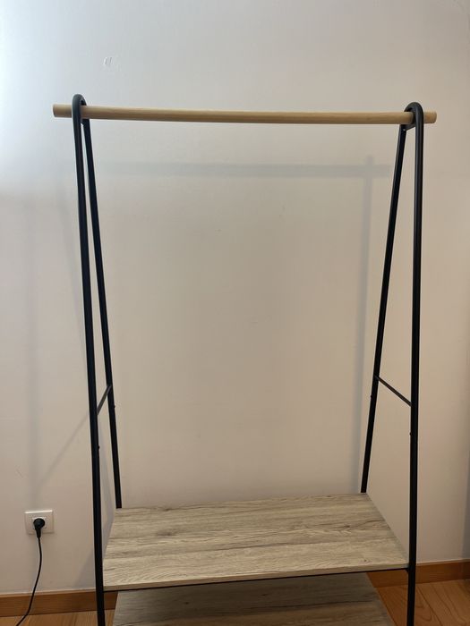 Cavalete com sapateira