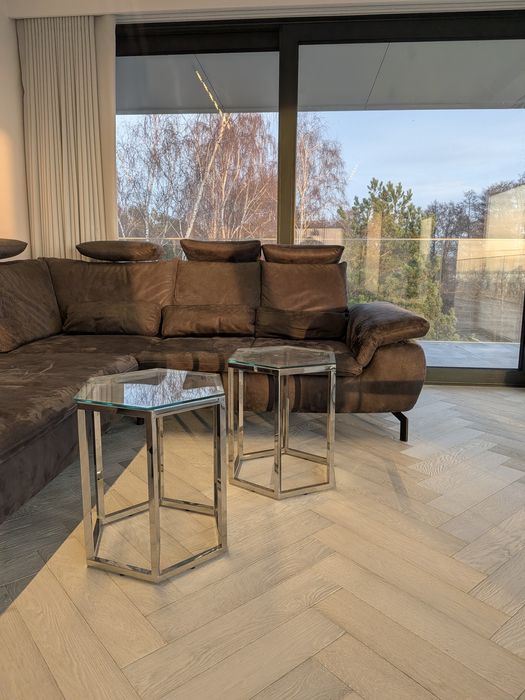 2 Stoliczki do salonu, lub sypialni.