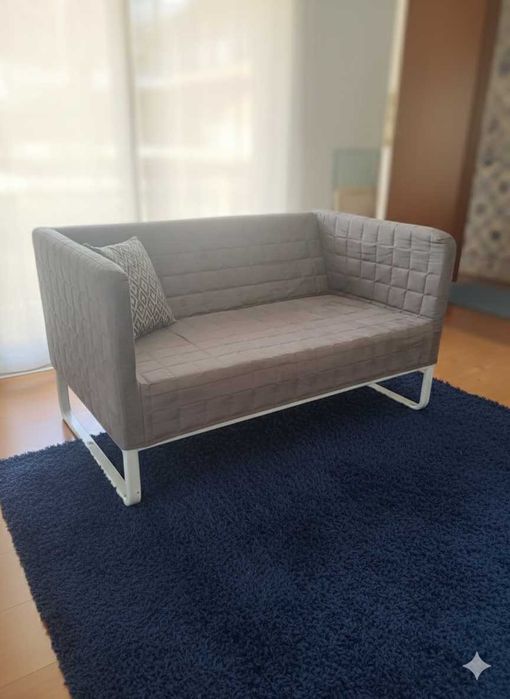 Sofa de 2 lugares. IKEA