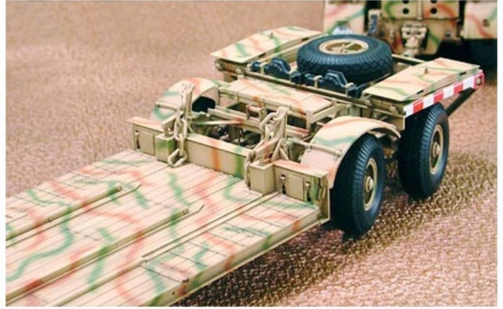 FAMO and Sd.Ah.116 model 1:35 Tamiya 35246