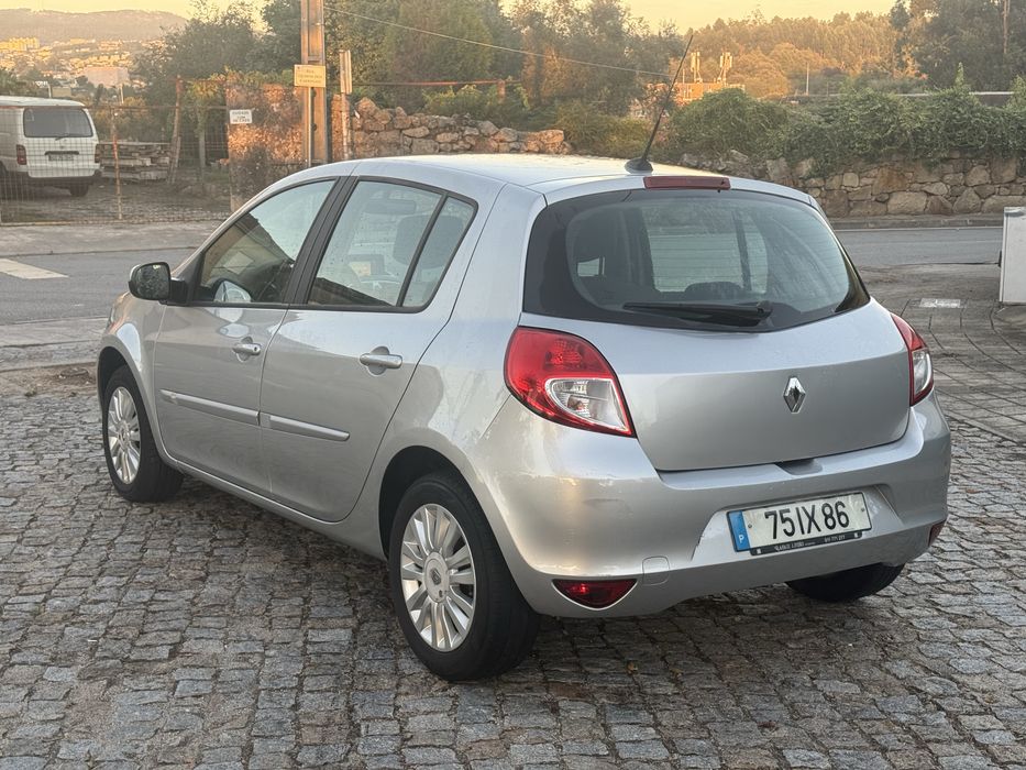 Renault clio 1.2i