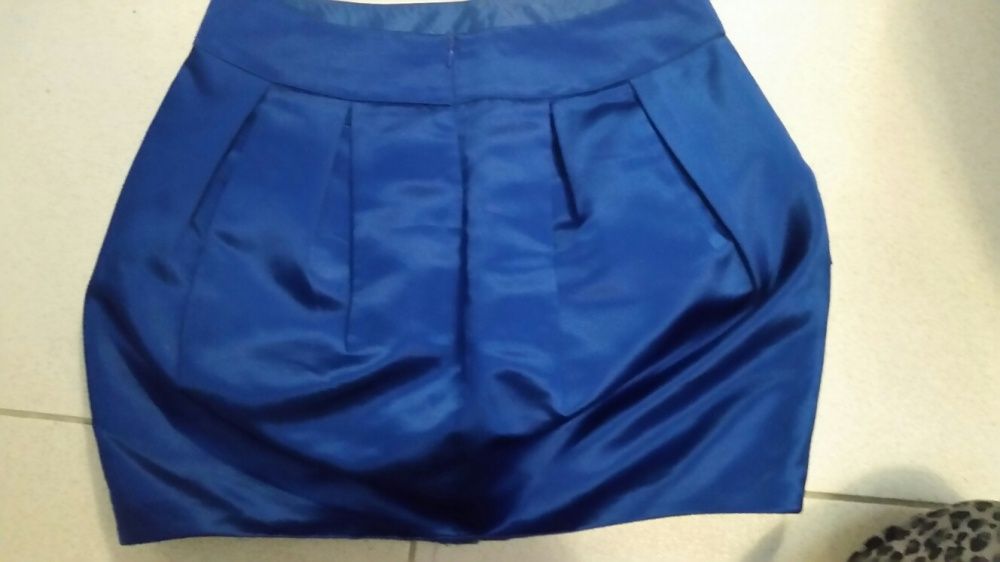 Spódniczka chabrowa 40 L śliczna