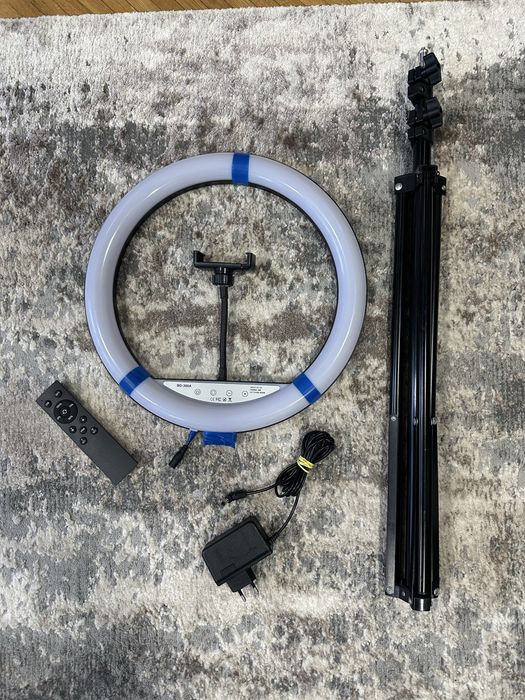 Лампа кільцева зі штативом